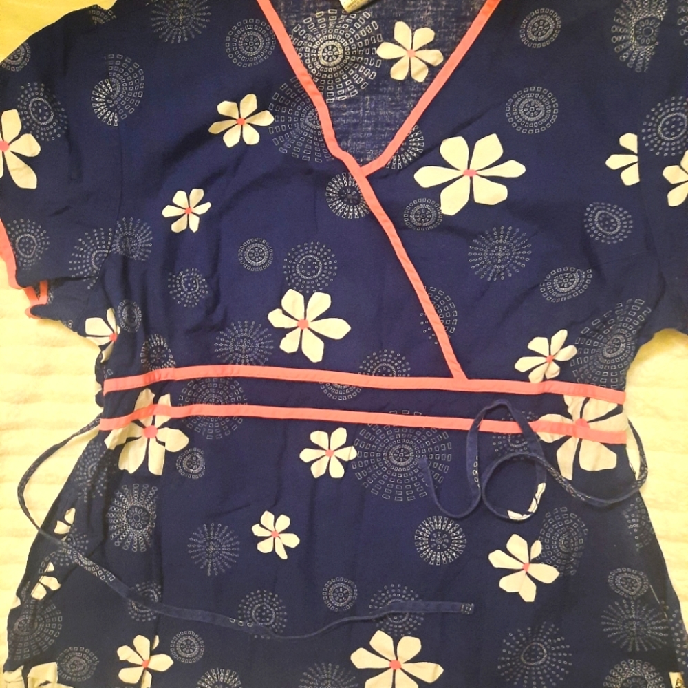 Womens scrub top by Cherokee